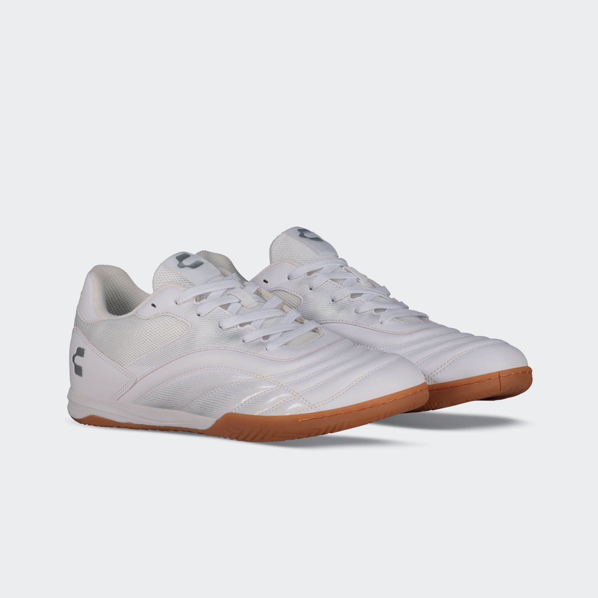 White Silver Sport Soccer Indoor Shoes for Men Charly Parallax 2.0