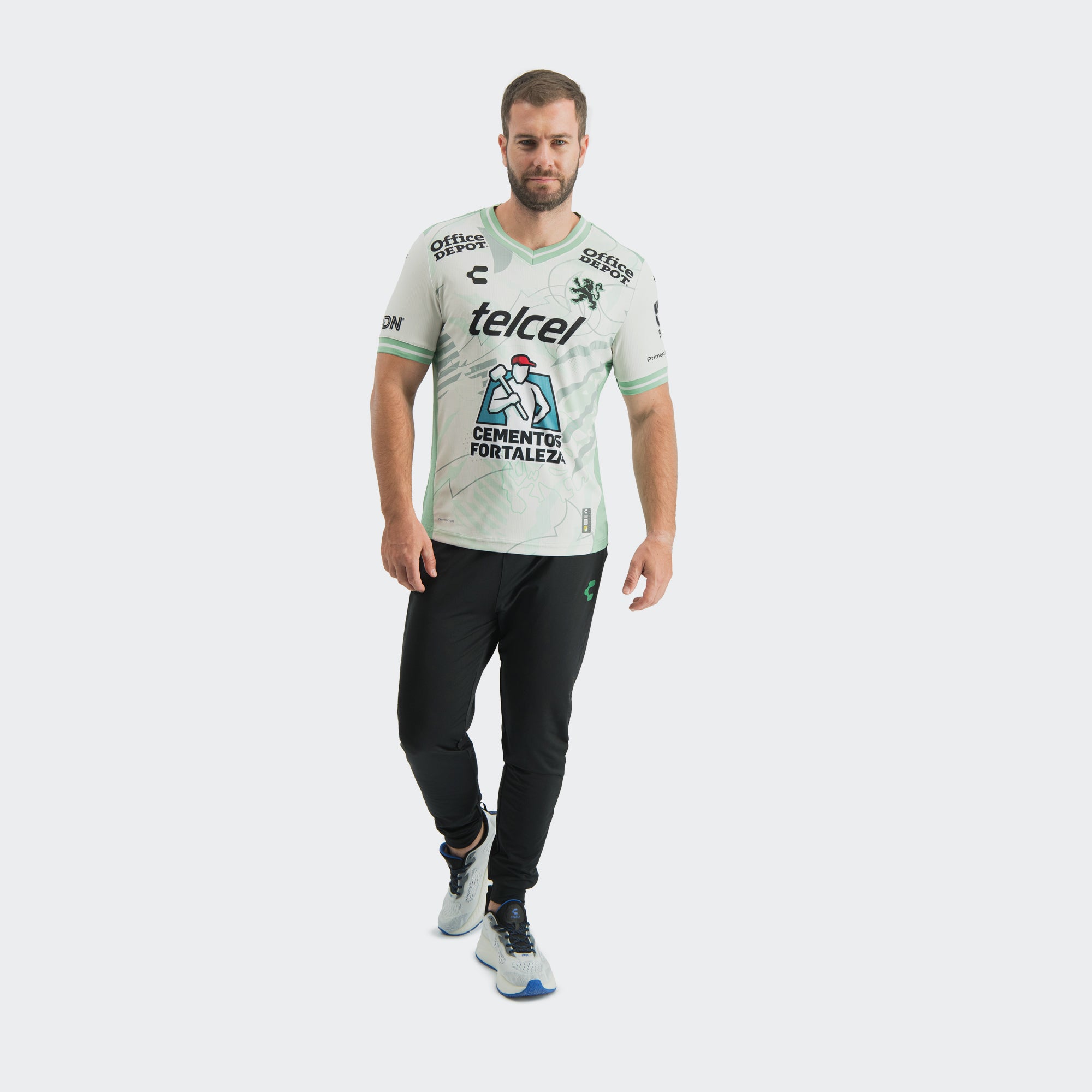 León Away Jersey for Men 25-26