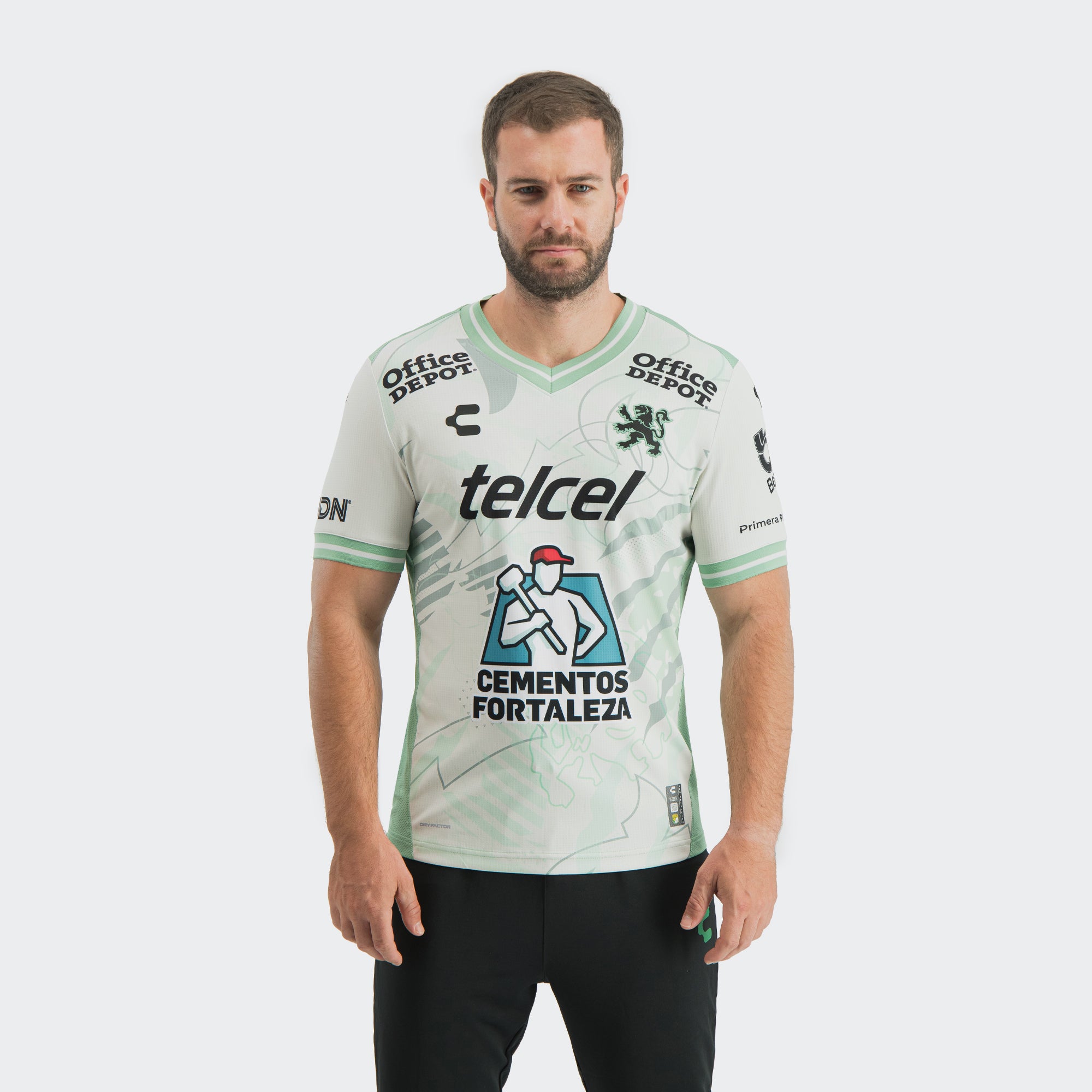 León Away Jersey for Men 25-26