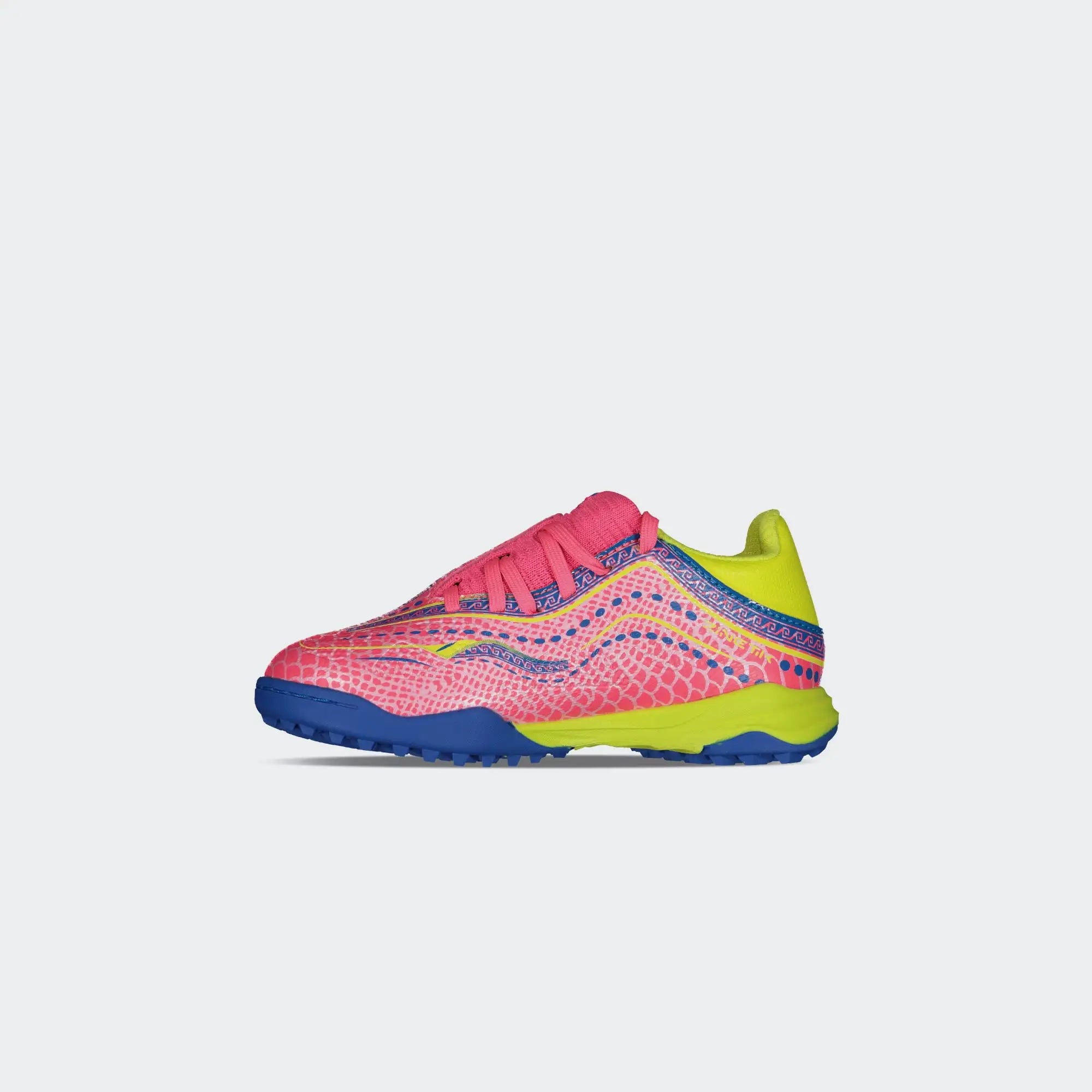 Fuchsia Yellow Leyendas Soccer Turf Shoes for Boy Charly Sport Zinetik 26 Select TF YT