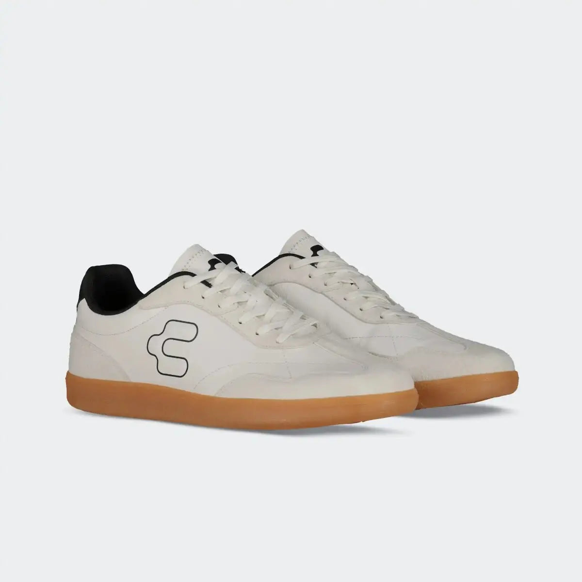 White Black Urban Pitch Soccer Shoes for Men Charly Stade
